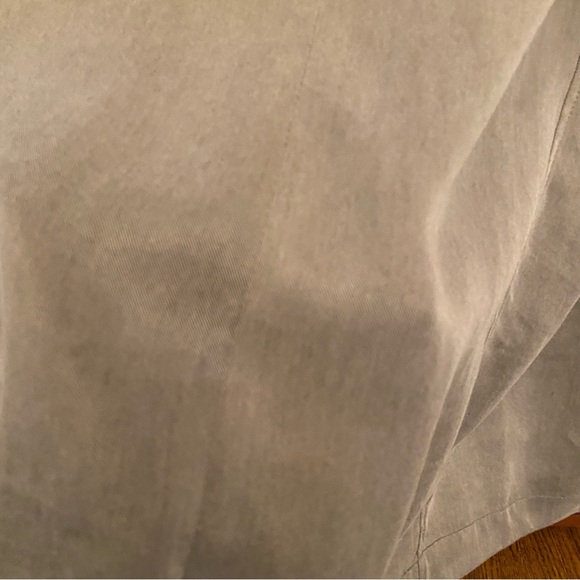 Laura Plus Lightweight 100% Tencel Jacket in Olive Green - Picture 6 of 9